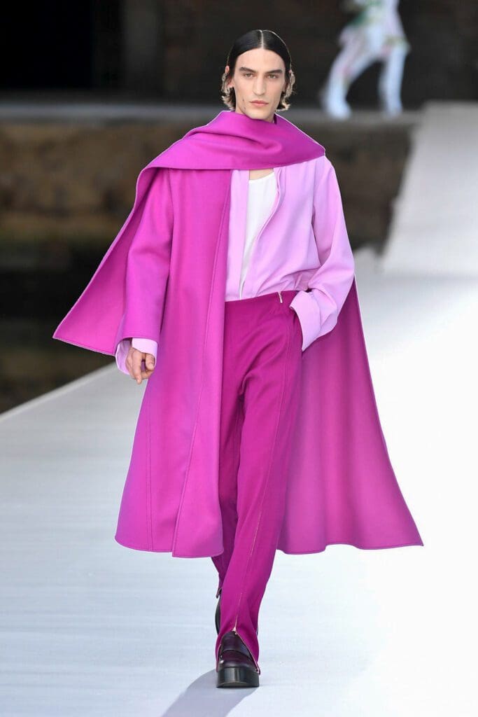 Valentino Couture Fall Winter 2021-2022 by RUNWAY MAGAZINE