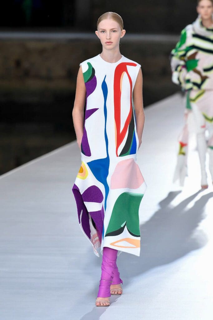 Valentino Couture Fall Winter 2021-2022 by RUNWAY MAGAZINE