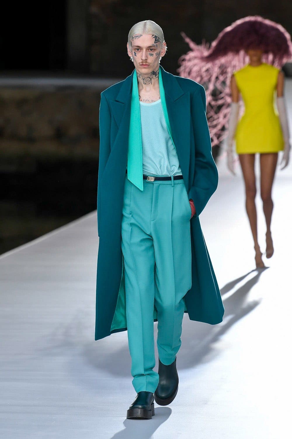 Valentino Couture Herbst Winter 2021-2022 von RUNWAY MAGAZIN
