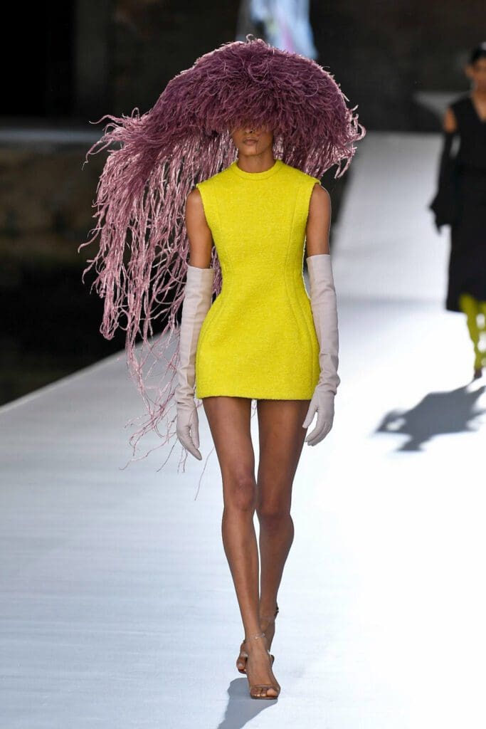 Valentino Couture Fall Winter 2021-2022 by RUNWAY MAGAZINE