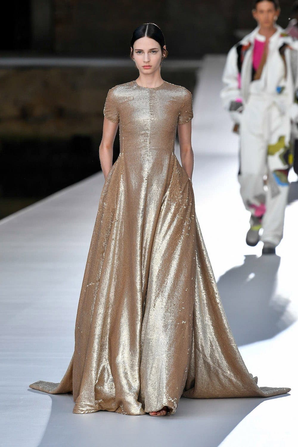 Valentino Couture Herbst Winter 2021-2022 von RUNWAY MAGAZIN