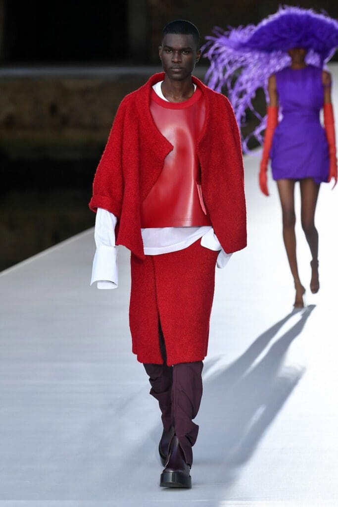 Valentino Couture Fall Winter 2021-2022 by RUNWAY MAGAZINE