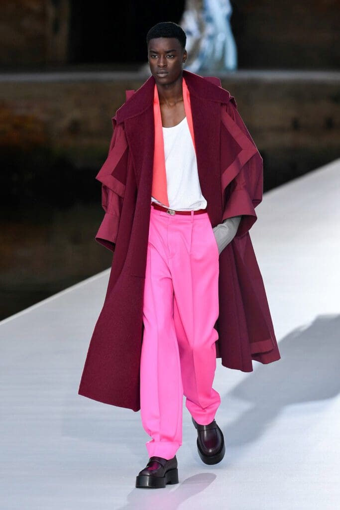 Valentino Couture Fall Winter 2021-2022 by RUNWAY MAGAZINE