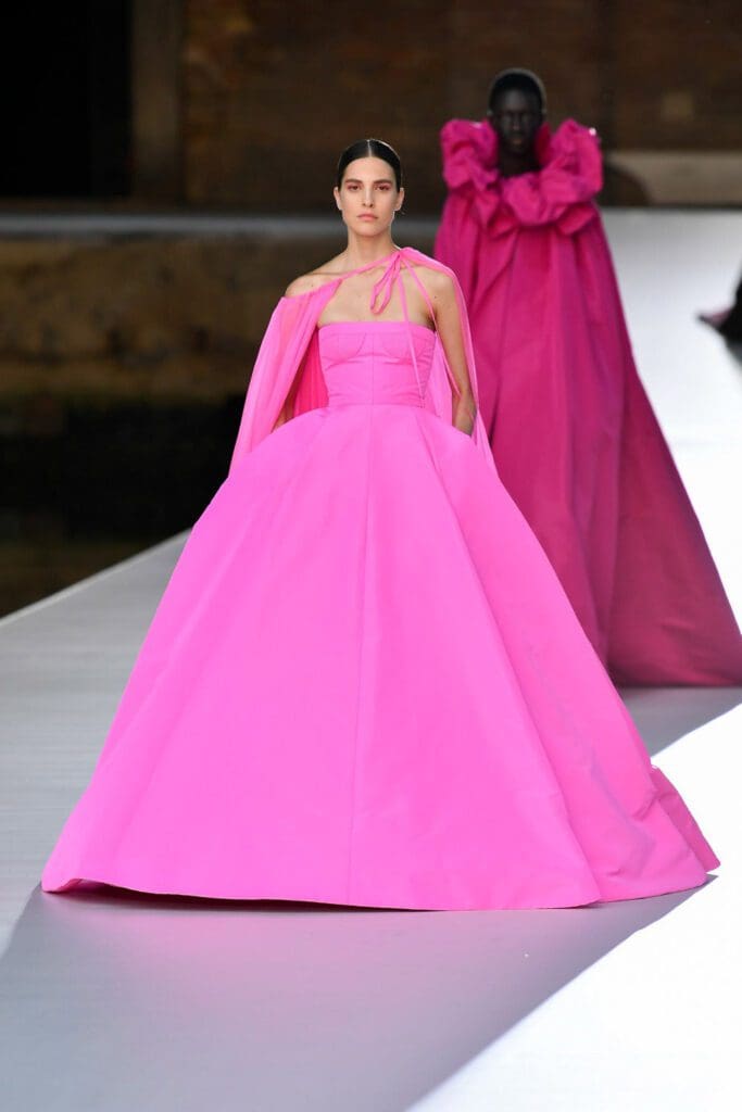 Valentino Couture Fall Winter 2021-2022 by RUNWAY MAGAZINE