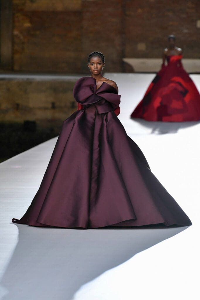 Valentino Couture Fall Winter 2021-2022 by RUNWAY MAGAZINE