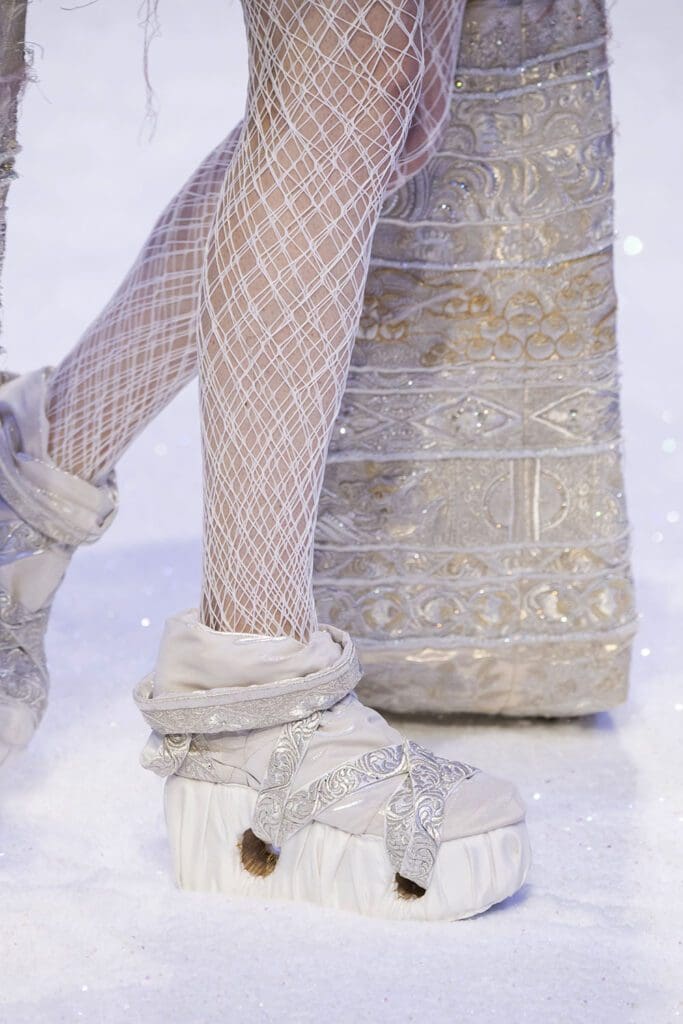 Guo Pei Haute Couture Spring Summer 2020 by RUNWAY MAGAZINE