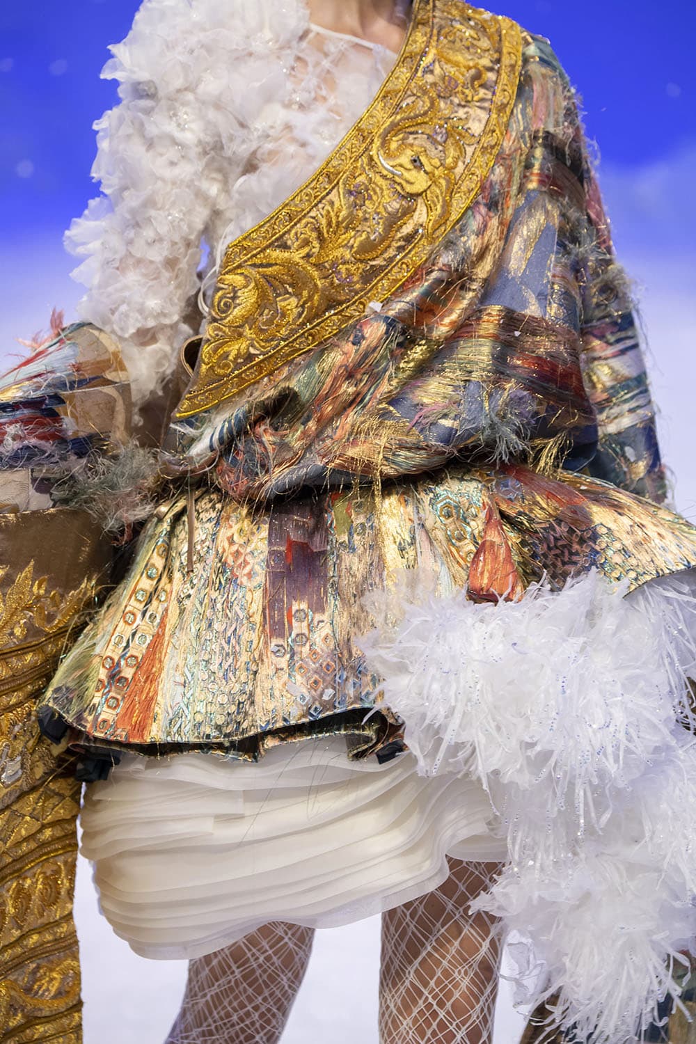Guo Pei Haute Couture Printemps Été 2020 by RUNWAY MAGAZINE
