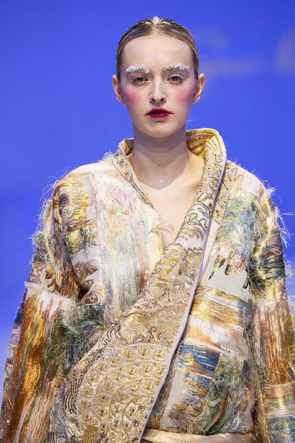 Guo Pei Haute Couture Printemps Été 2020 by RUNWAY MAGAZINE