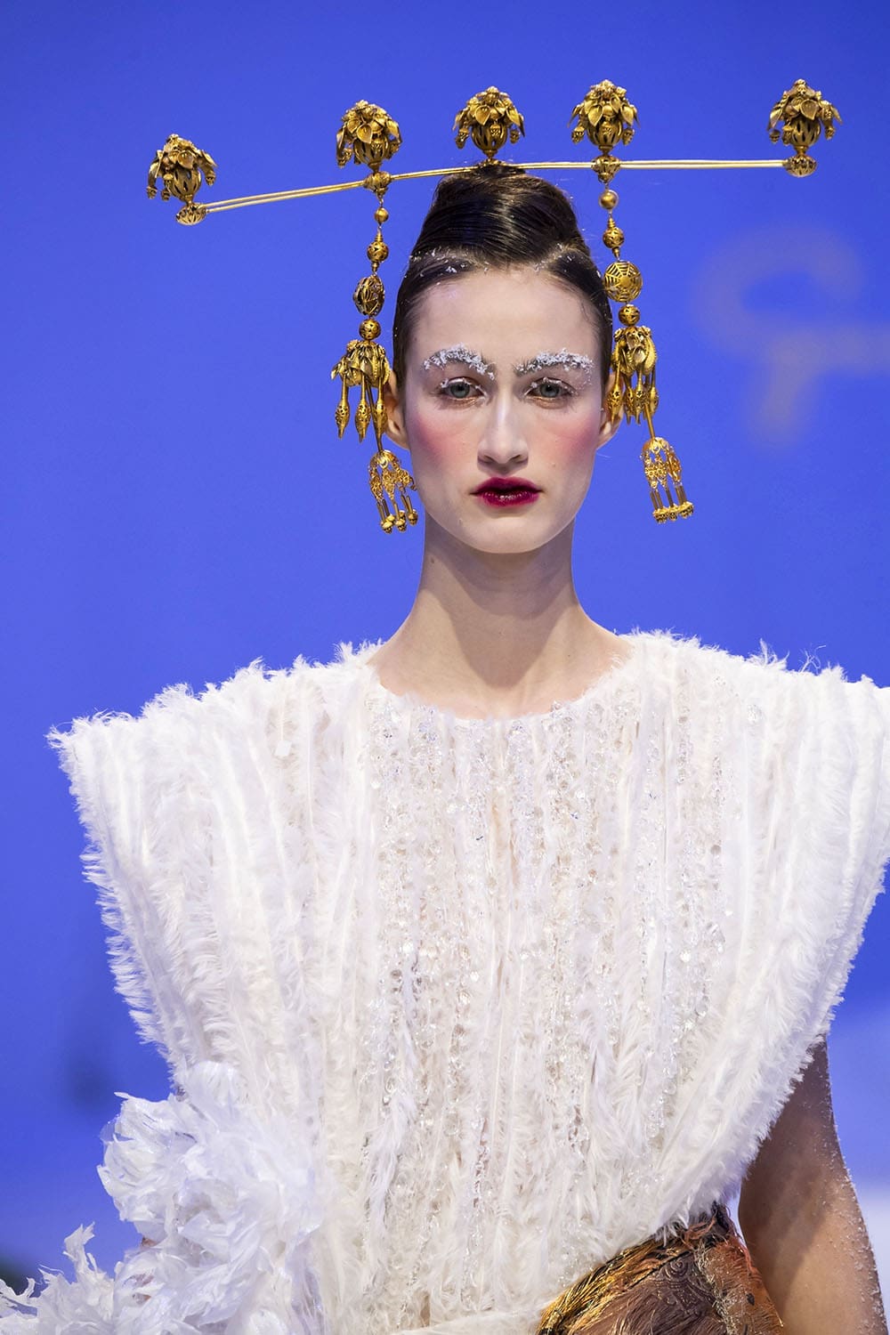 Guo Pei Haute Couture Printemps Été 2020 by RUNWAY MAGAZINE