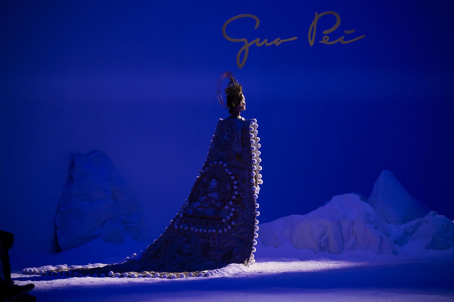 Guo Pei Haute Couture Printemps Été 2020 by RUNWAY MAGAZINE