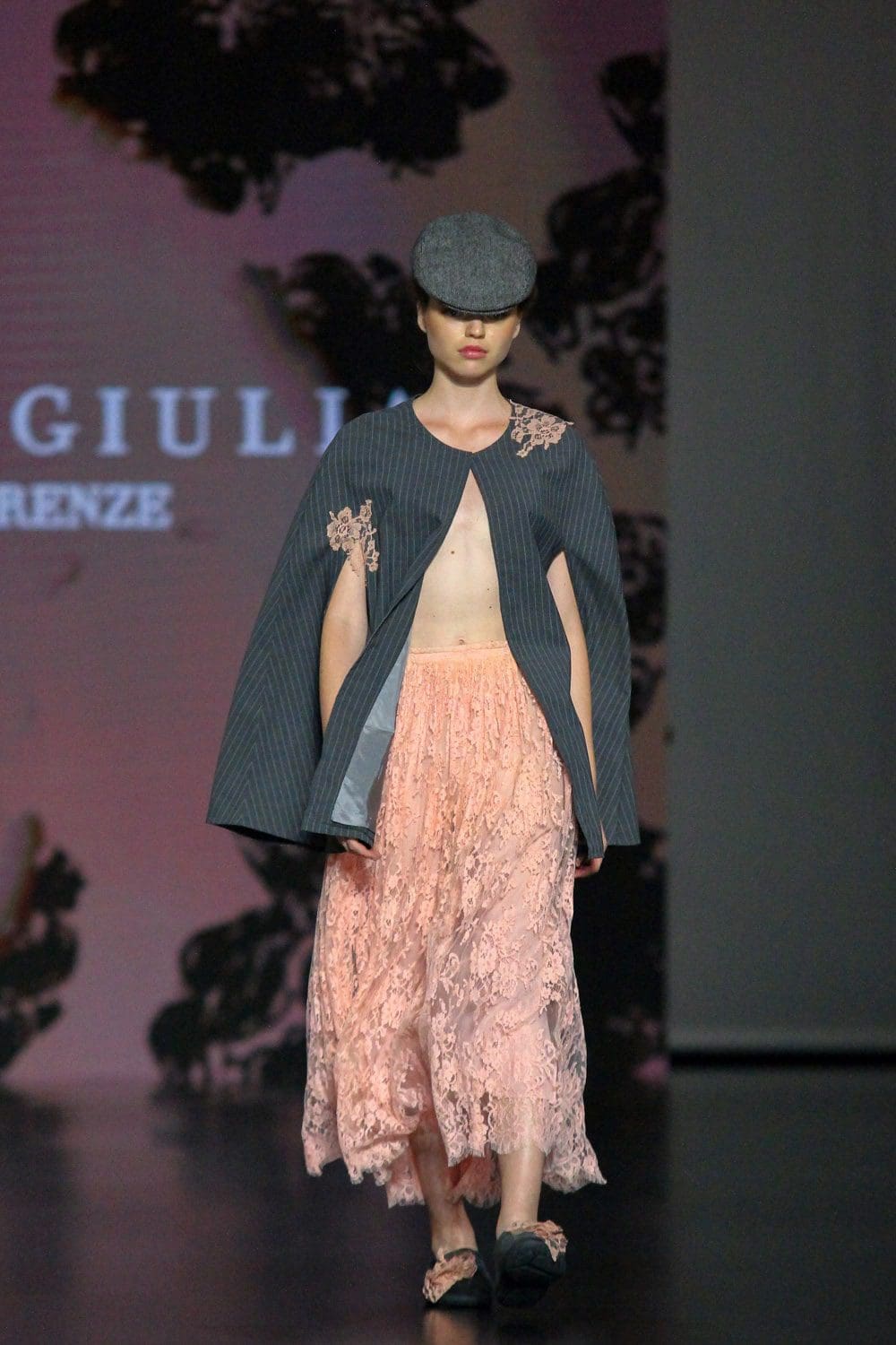 Anna Guilia Firenze AltaRoma 2022 春夏时装周 by RUNWAY 杂志