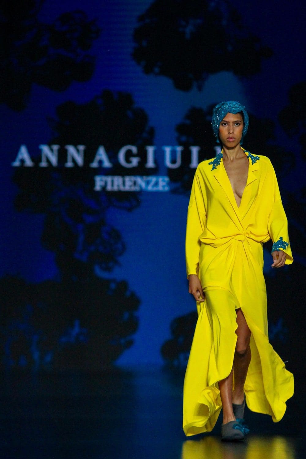 Anna Guilia Firenze AltaRoma 2022 春夏时装周 by RUNWAY 杂志