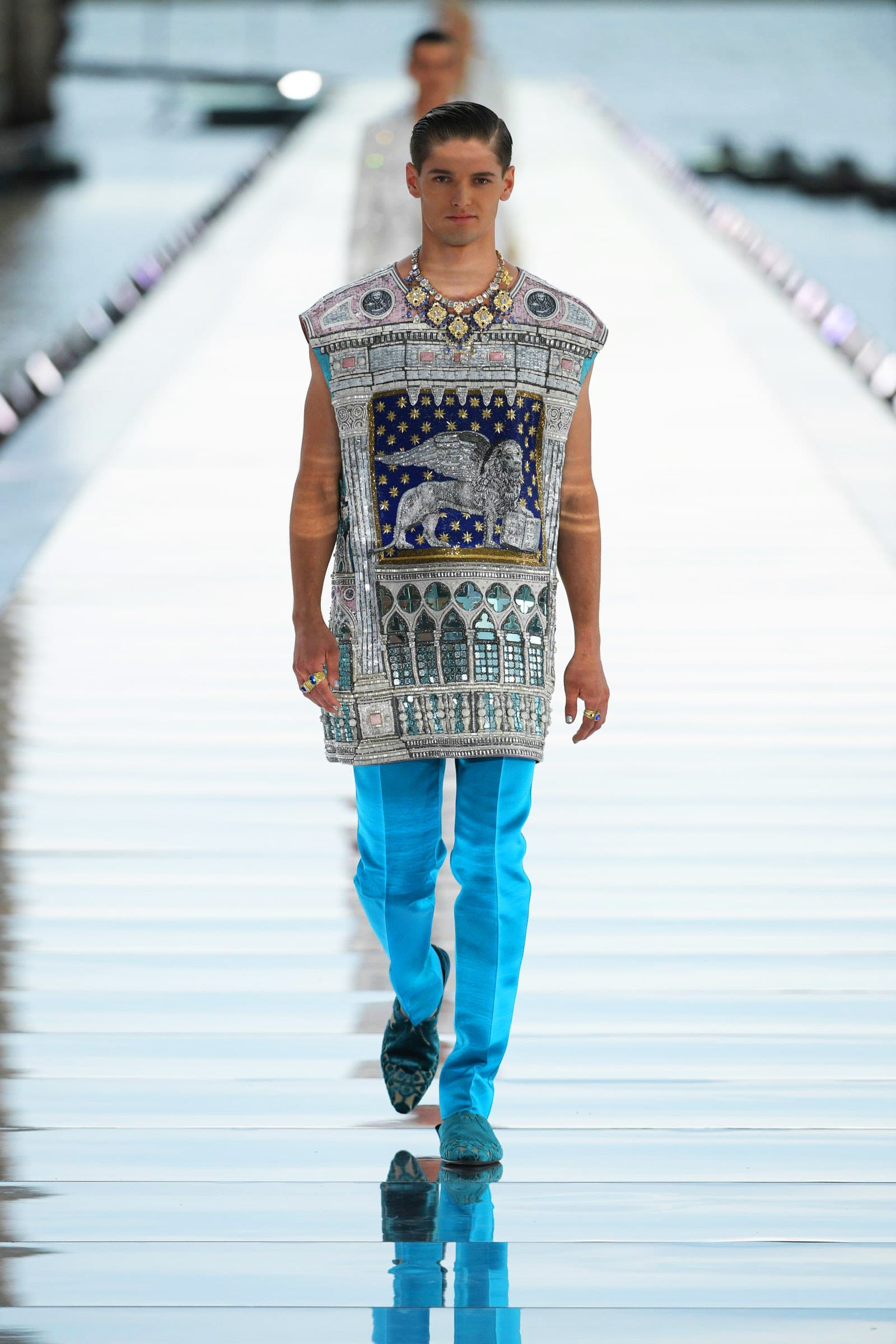 Dolce Gabbana Alta Sartoria Venezia 2021 RUNWAY MAGAZINE