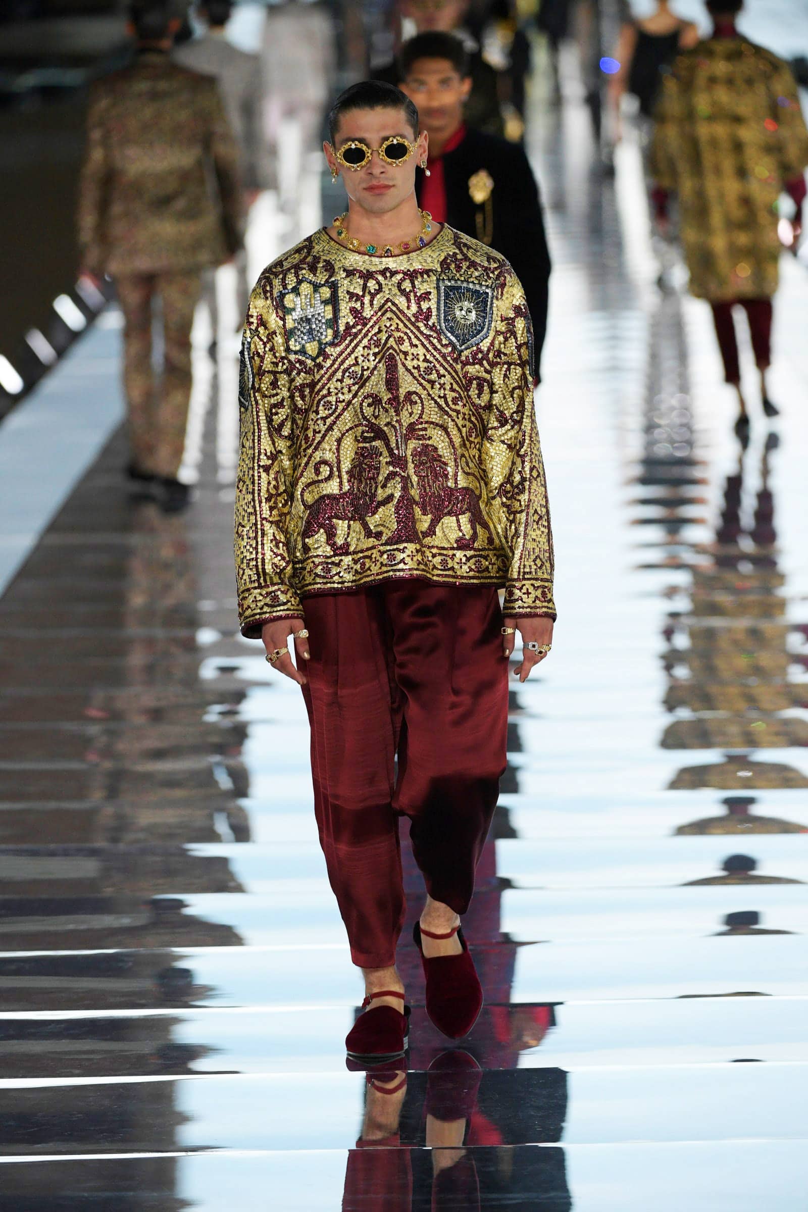 Dolce Gabbana Alta Sartoria Venezia 2021 RUNWAY MAGAZINE