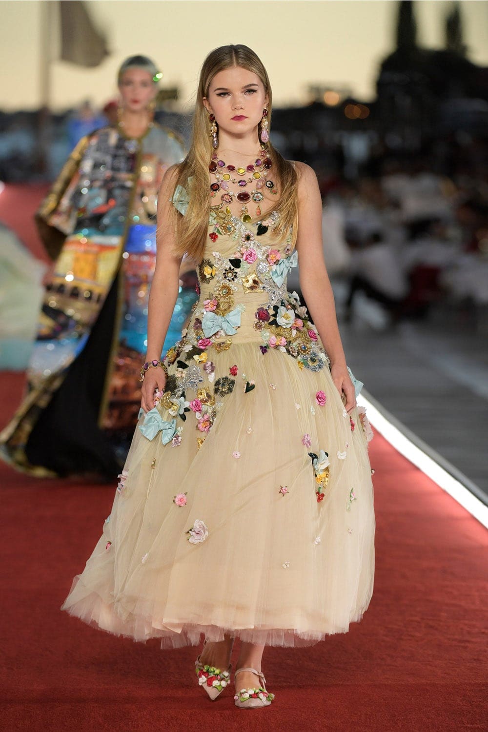 Dolce Gabbana Alta Moda Venezia 2021 - Dolce Gabbana Couture осень-зима 2021-2022 от RUNWAY ЖУРНАЛ