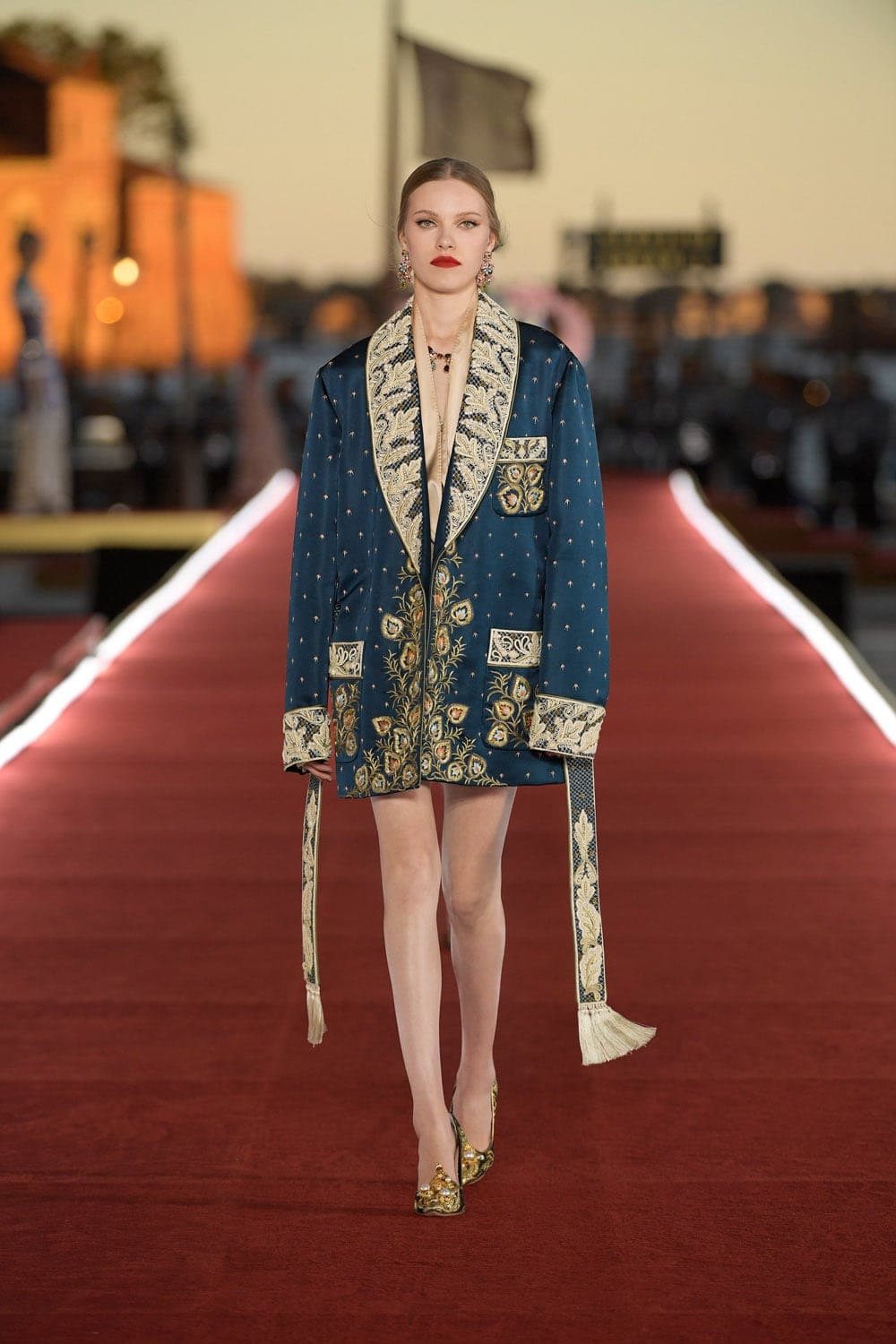 Dolce Gabbana Alta Moda Venezia 2021 - Dolce Gabbana Couture осень-зима 2021-2022 от RUNWAY ЖУРНАЛ