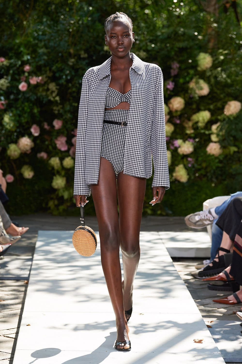 Michael Kors Primavera Estate 2022 New York di RUNWAY MAGAZINE