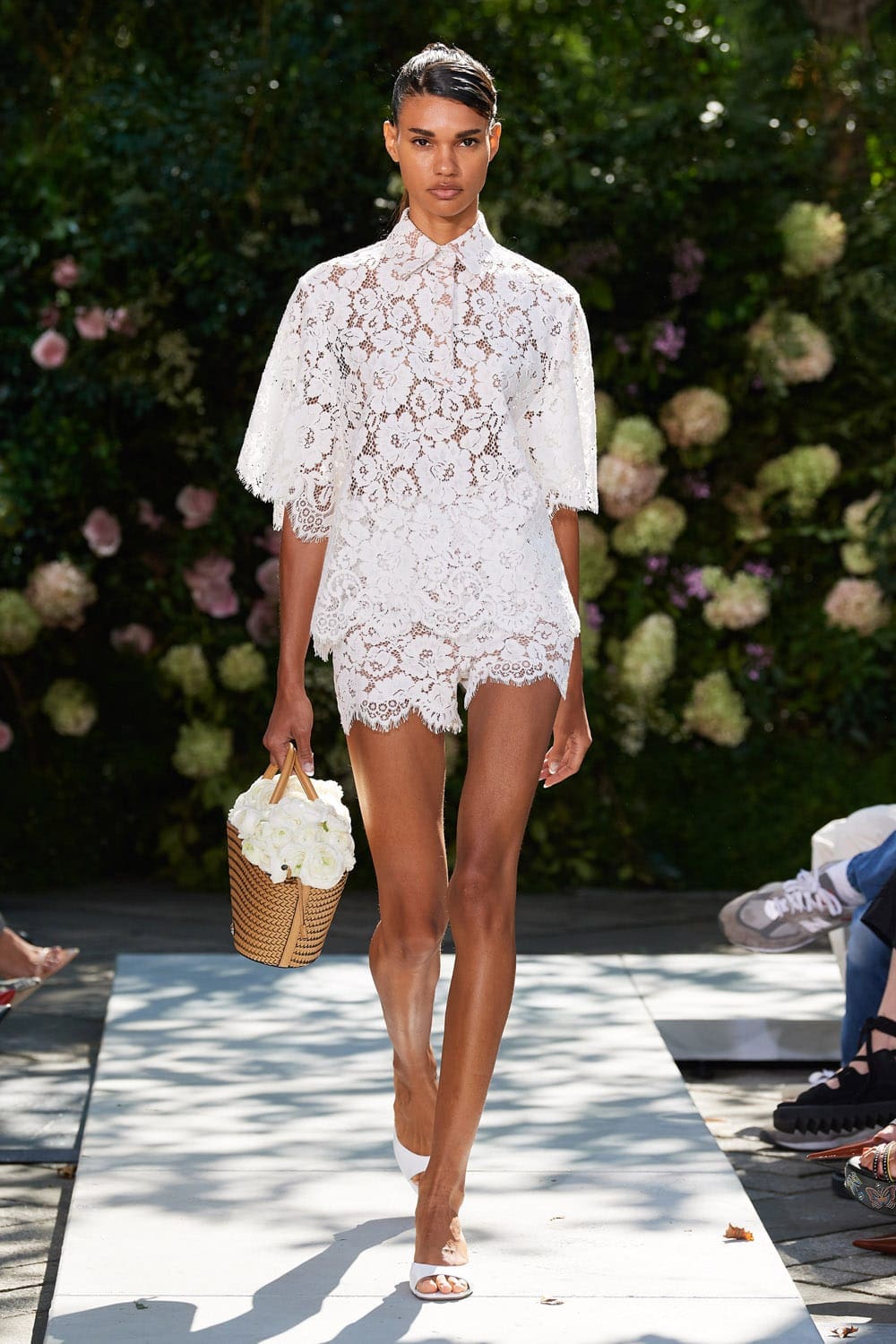 Michael Kors Primavera Estate 2022 New York di RUNWAY MAGAZINE