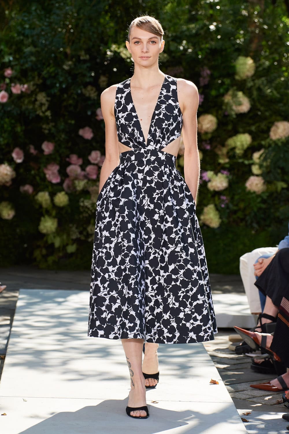 Michael Kors Primavera Estate 2022 New York di RUNWAY MAGAZINE