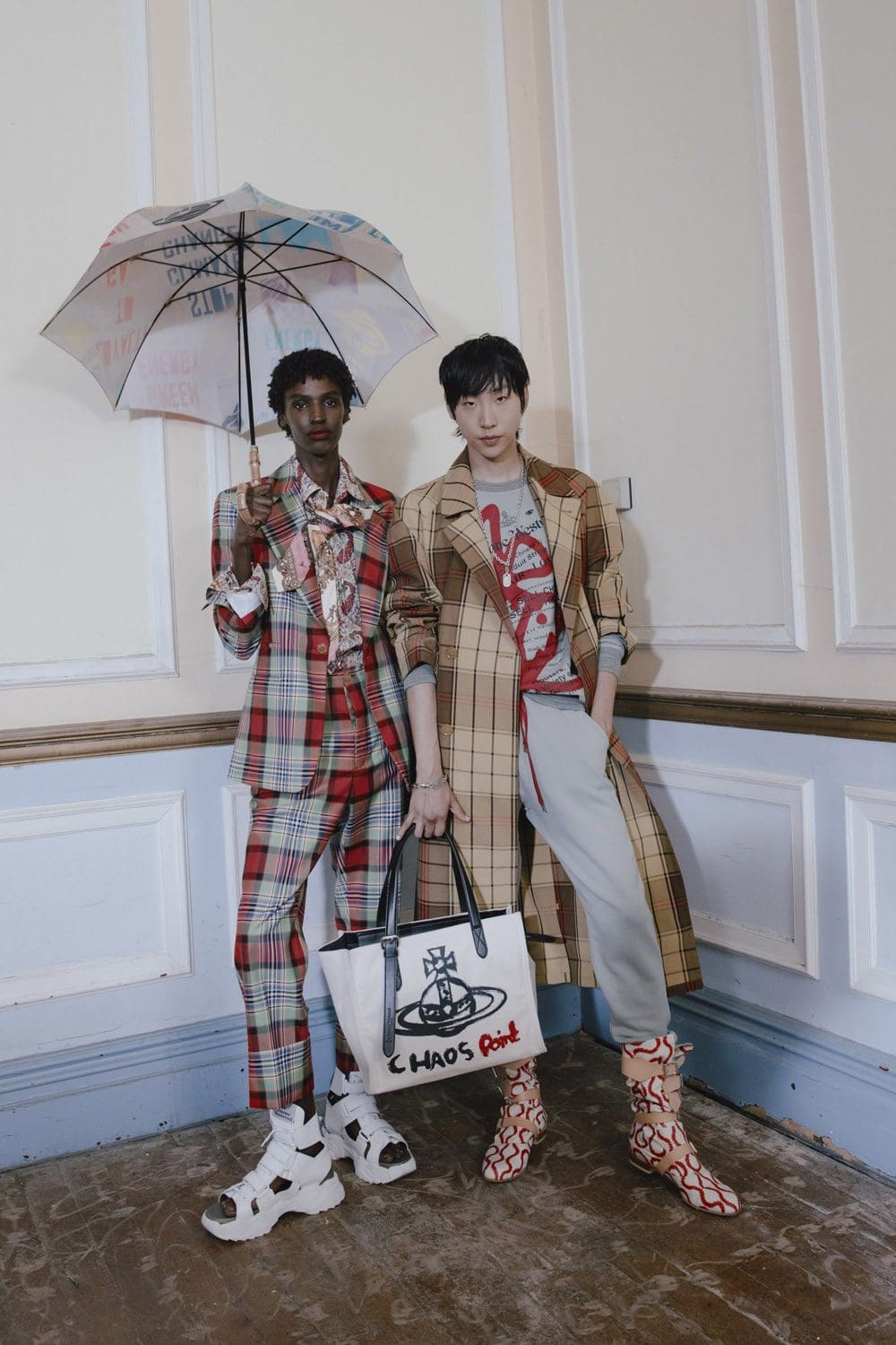 Vivienne Westwood Primavera Verano 2022 Londres por RUNWAY REVISTA