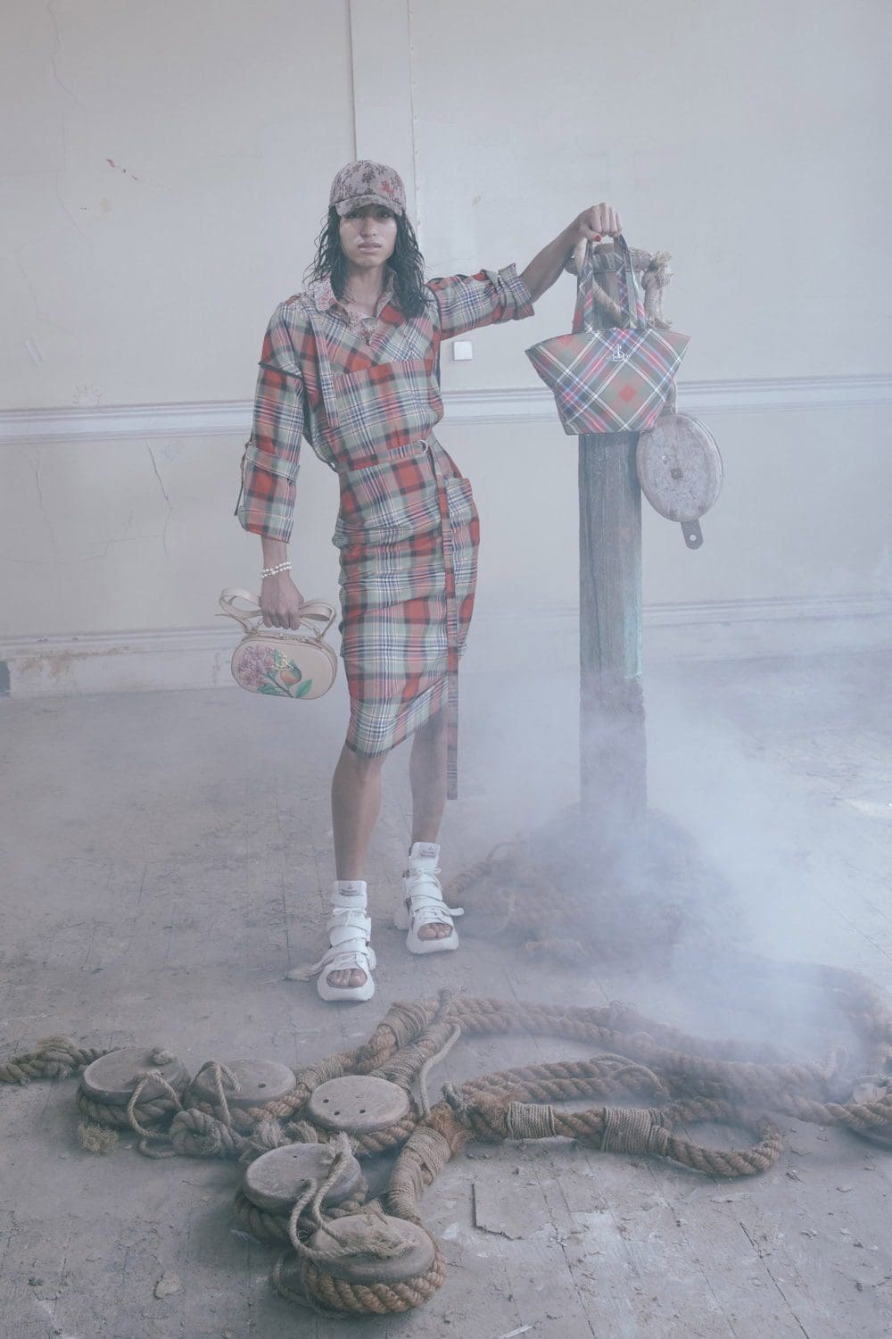 Vivienne Westwood Primavera Verano 2022 Londres por RUNWAY REVISTA