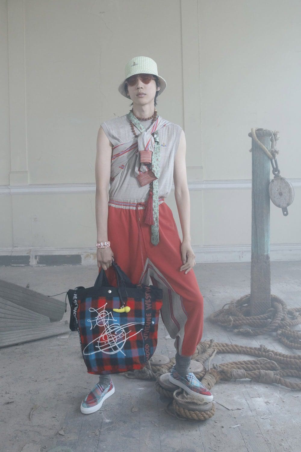 Vivienne Westwood Primavera Verano 2022 Londres por RUNWAY REVISTA