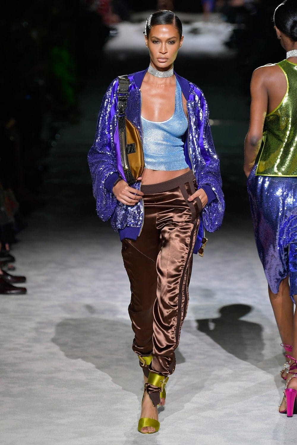 Tom Ford Primavera Verano 2022 Nueva York de RUNWAY REVISTA