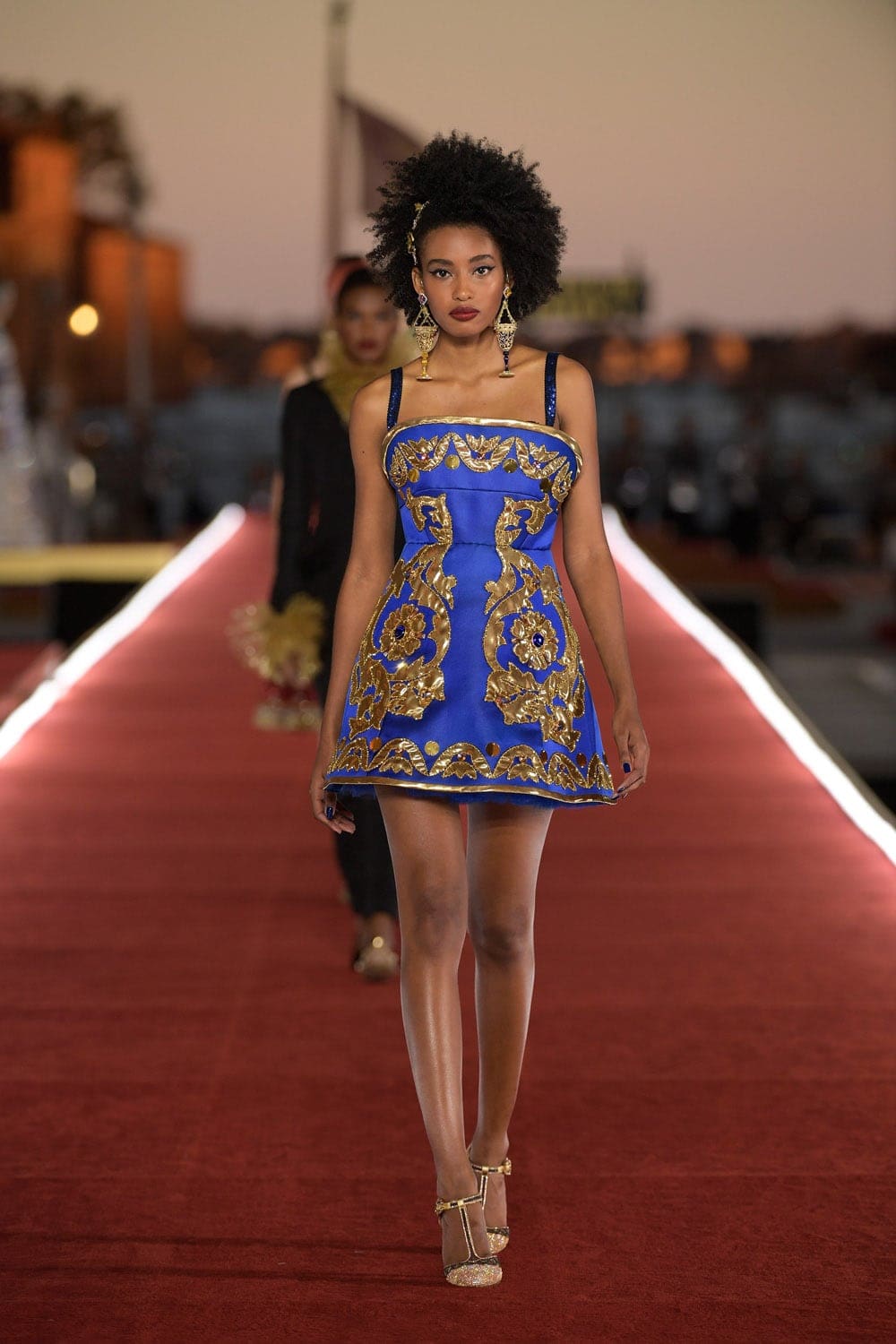 Dolce Gabbana Alta Moda Venezia 2021 - Dolce Gabbana Couture осень-зима 2021-2022 от RUNWAY ЖУРНАЛ