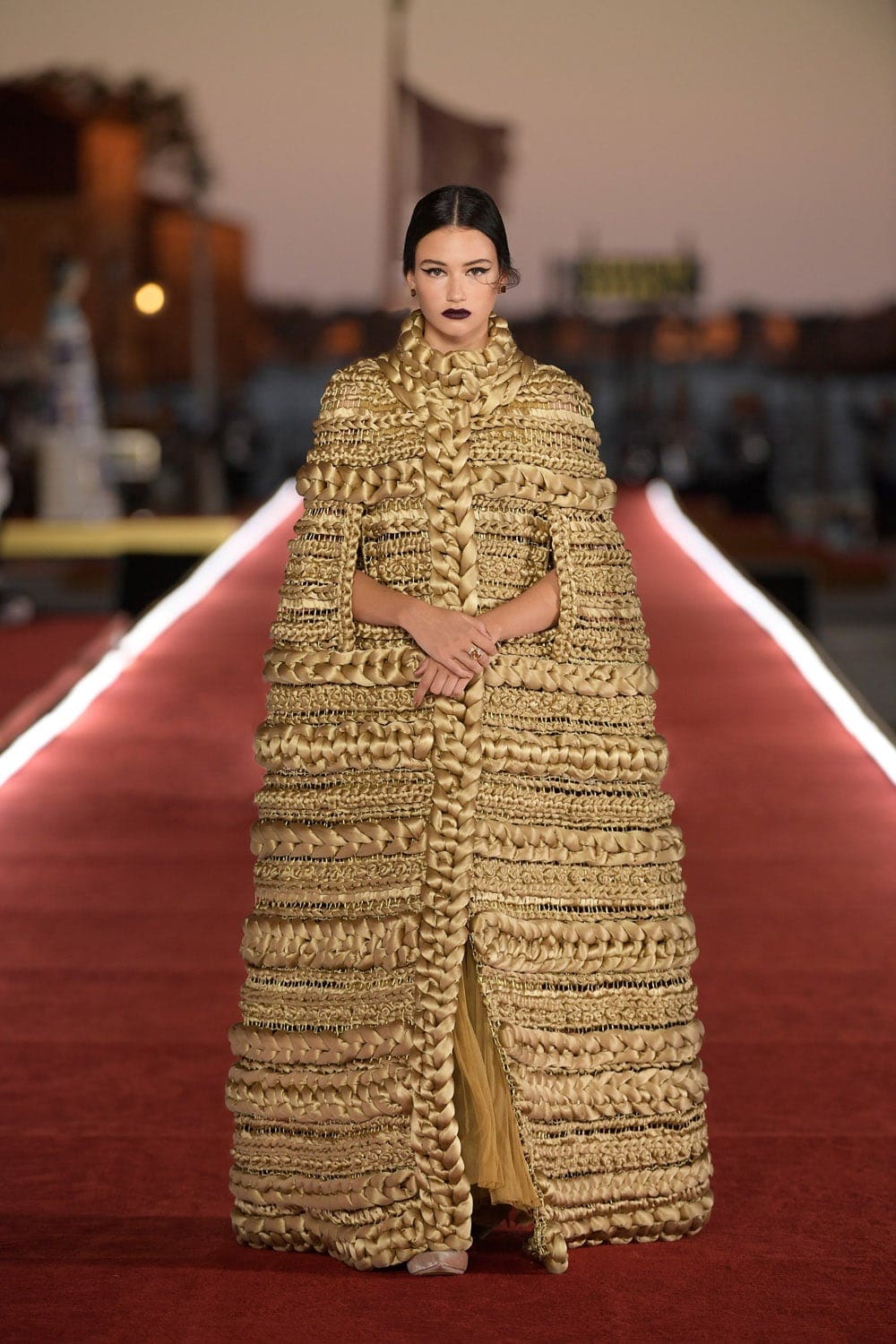Dolce Gabbana Alta Moda Venezia 2021 - Dolce Gabbana Couture осень-зима 2021-2022 от RUNWAY ЖУРНАЛ