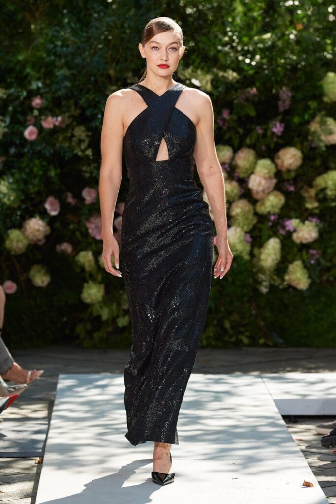 Michael Kors Spring Summer 2022 New York by RUNWAY MAGAZINE