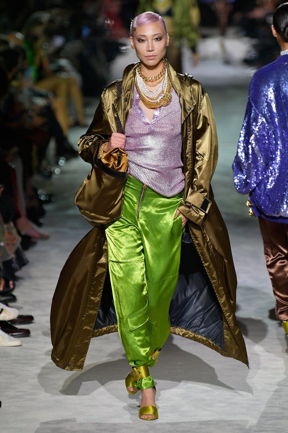 Tom Ford Primavera Verano 2022 Nueva York de RUNWAY REVISTA