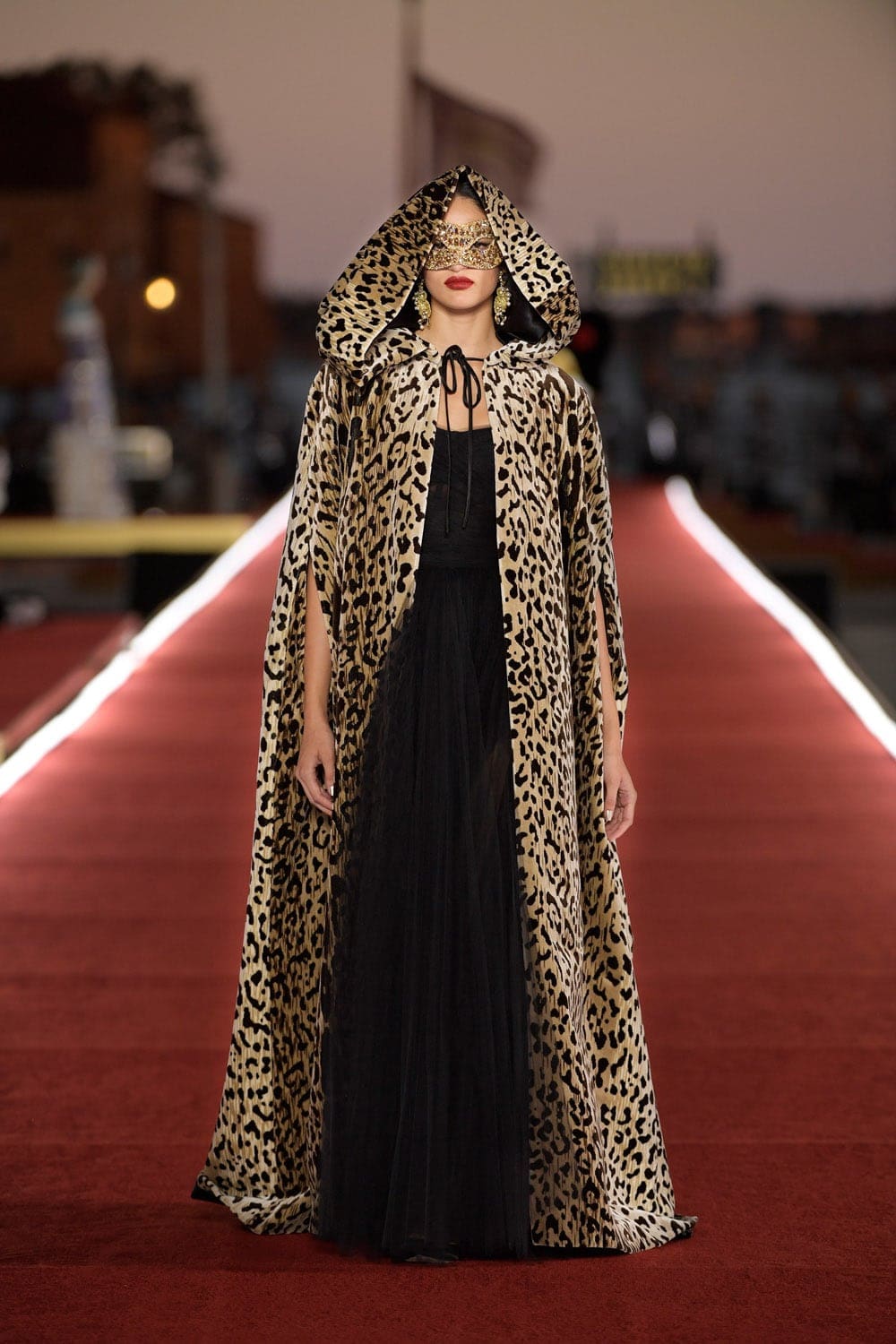 Dolce Gabbana Alta Moda Venezia 2021 - Dolce Gabbana Couture осень-зима 2021-2022 от RUNWAY ЖУРНАЛ