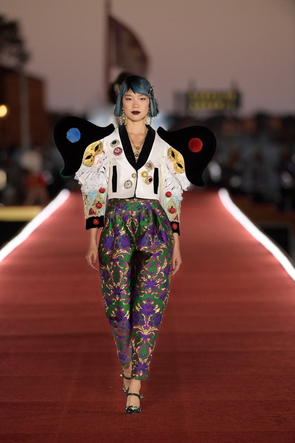 Dolce Gabbana Alta Moda Venezia 2021 - Dolce Gabbana Couture осень-зима 2021-2022 от RUNWAY ЖУРНАЛ