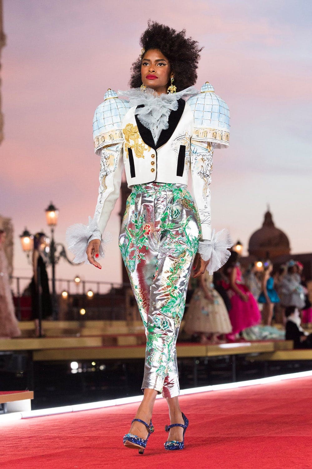 Dolce Gabbana Alta Moda Venezia 2021 - Dolce Gabbana Couture осень-зима 2021-2022 от RUNWAY ЖУРНАЛ