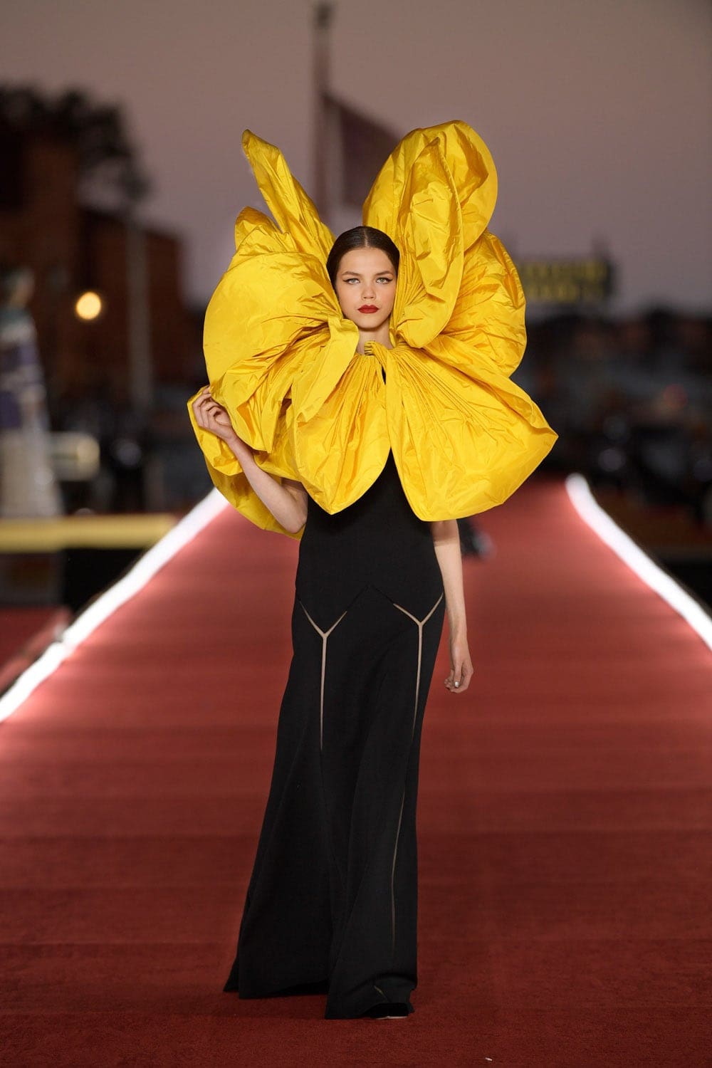 Dolce Gabbana Alta Moda Venezia 2021 - Dolce Gabbana Couture Otoño Invierno 2021-2022 por RUNWAY REVISTA
