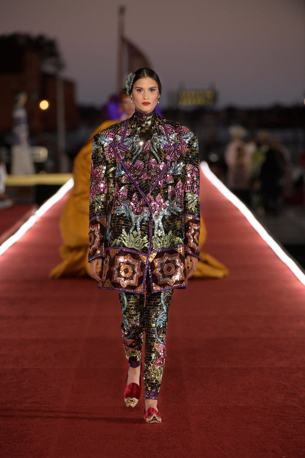 Dolce Gabbana Alta Moda Venezia 2021 - Dolce Gabbana Couture Otoño Invierno 2021-2022 por RUNWAY REVISTA