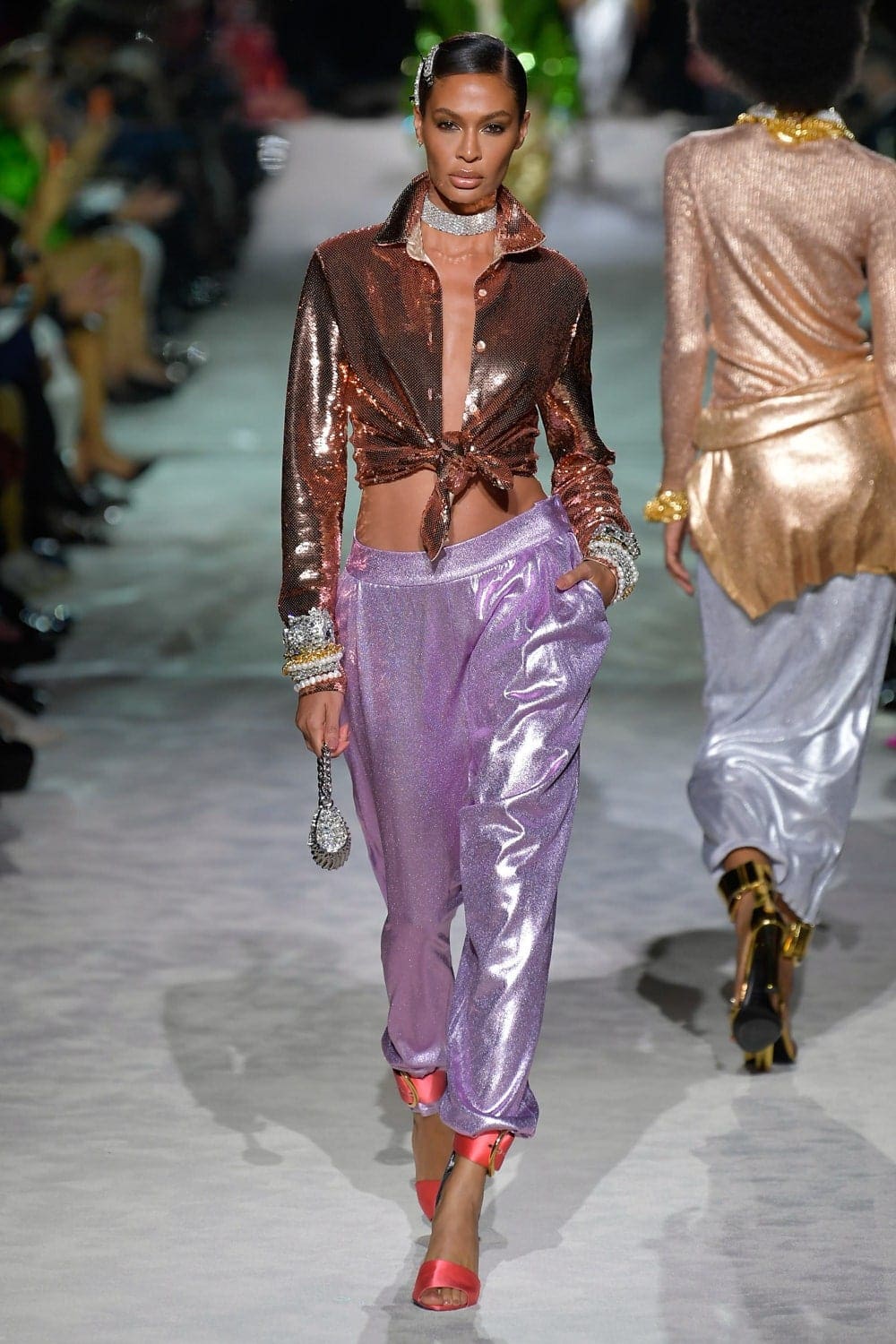 Tom Ford Primavera Verano 2022 Nueva York de RUNWAY REVISTA