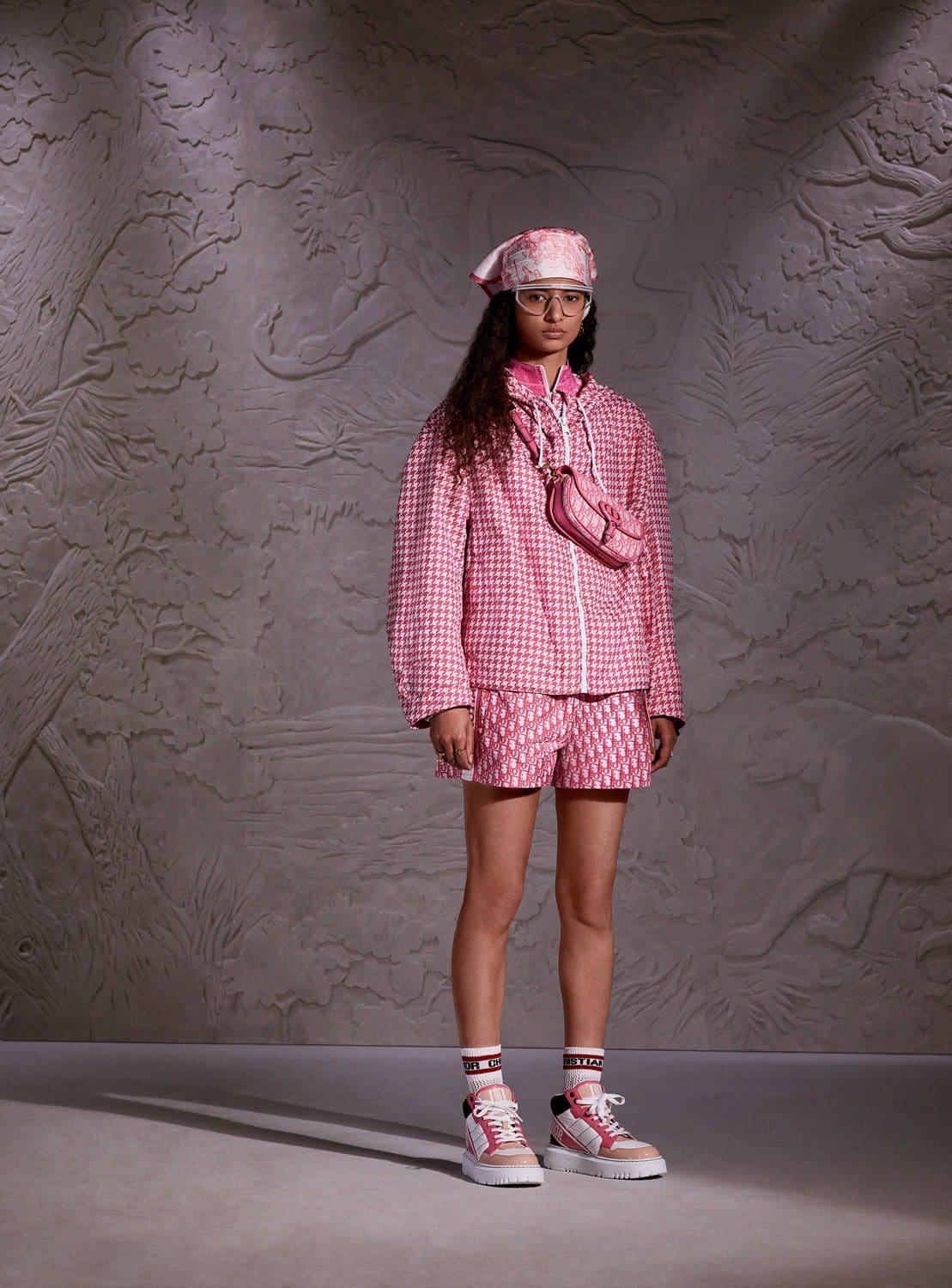Dior Viera Capsule Croisière 2022 par RUNWAY MAGAZINE