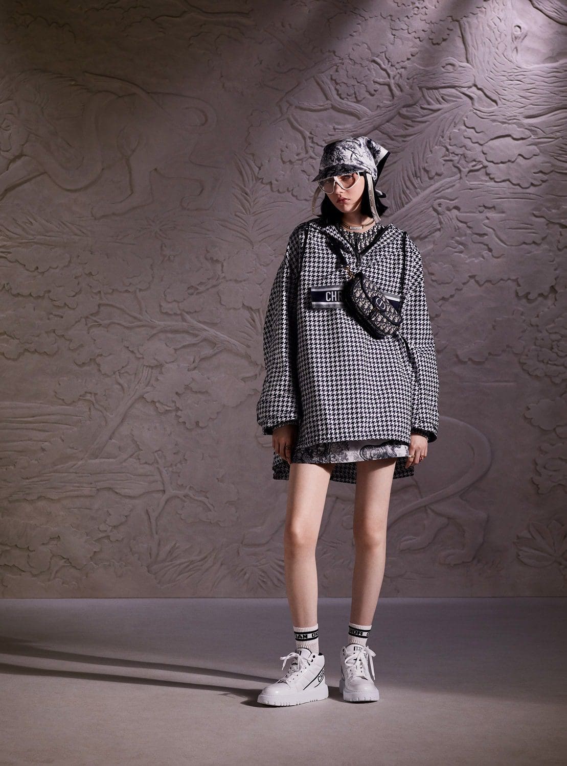 Dior Viera Capsule Croisière 2022 par RUNWAY MAGAZINE