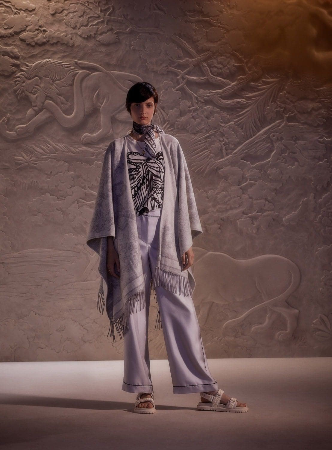 Dior Chez Moi Capsule Croisière 2022 par RUNWAY MAGAZINE