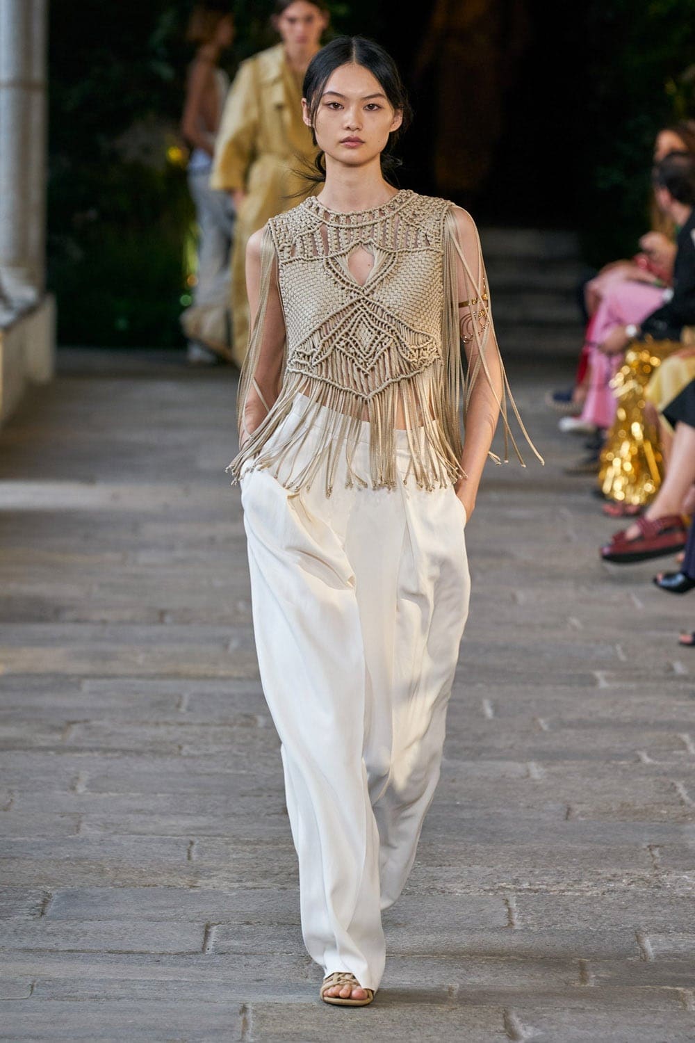Alberta Ferretti Primavera Estate 2022 di RUNWAY MAGAZINE