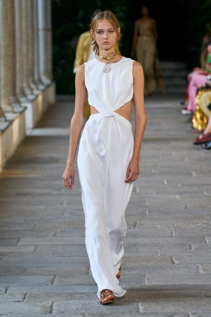 Alberta Ferretti Spring Summer 2022 by RUNWAY MAGAZINE