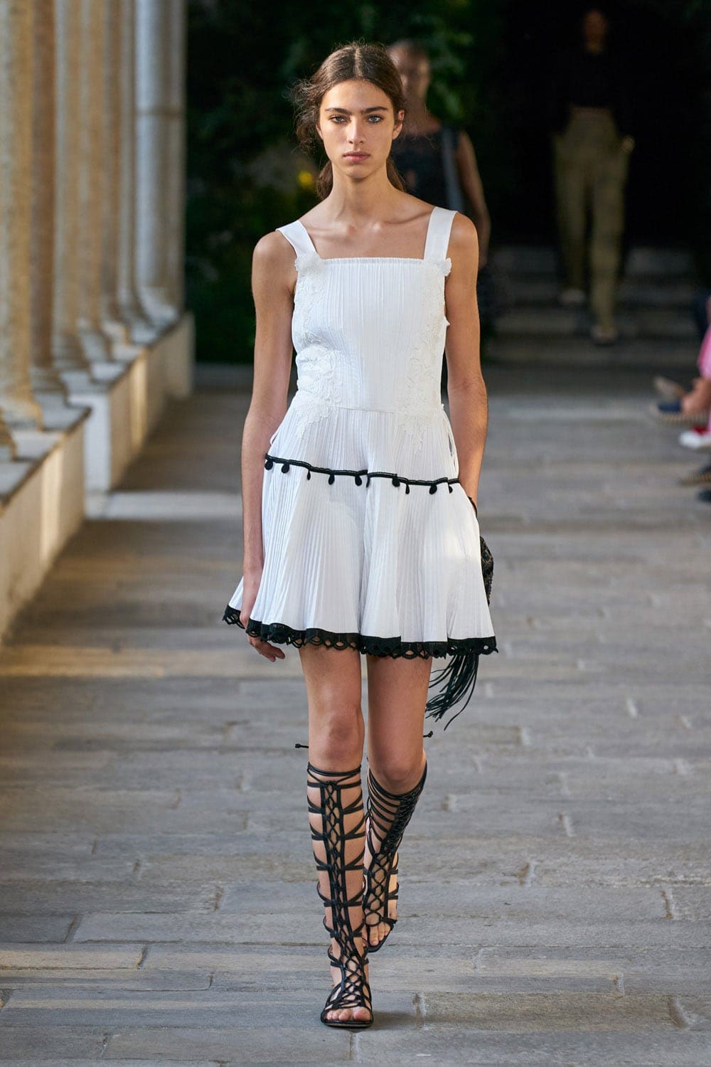Alberta Ferretti Primavera Estate 2022 di RUNWAY MAGAZINE