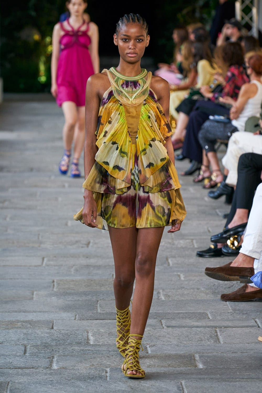 Alberta Ferretti Primavera Estate 2022 di RUNWAY MAGAZINE