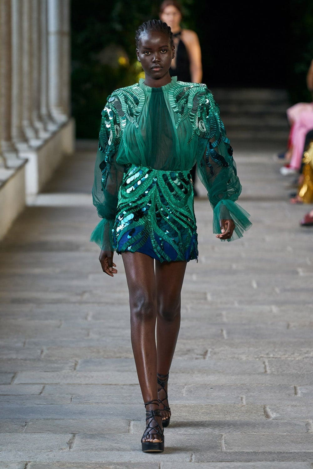 Alberta Ferretti Primavera Estate 2022 di RUNWAY MAGAZINE