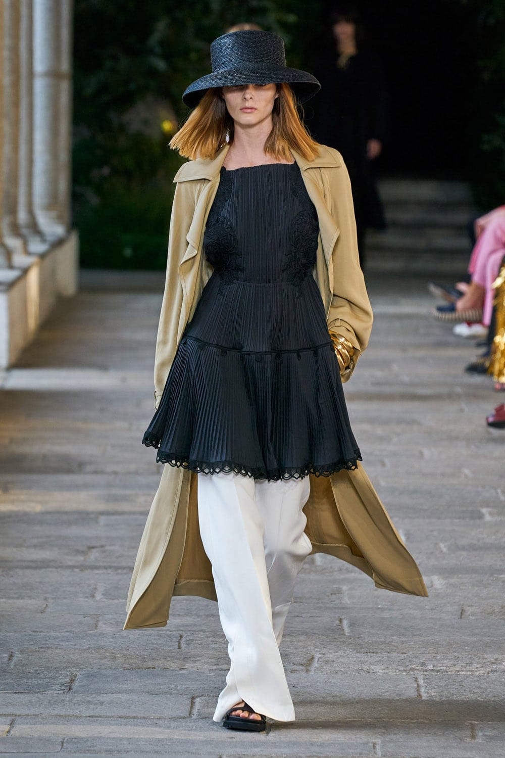 Alberta Ferretti Primavera Estate 2022 di RUNWAY MAGAZINE
