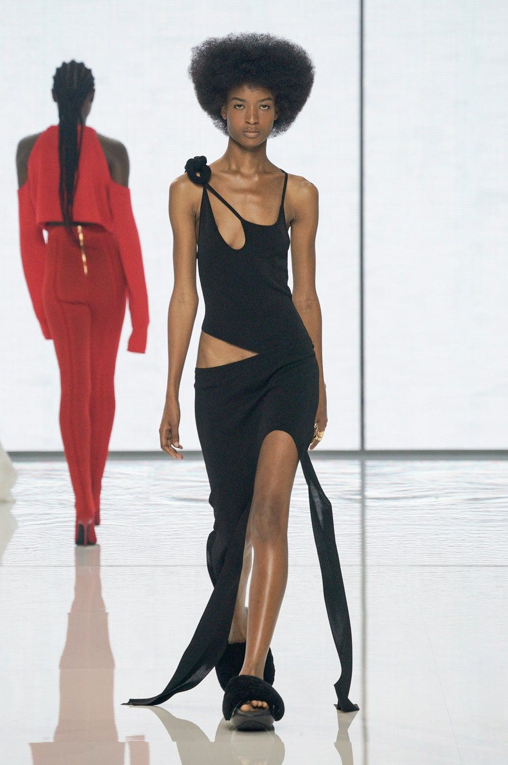 奥利维尔的巴尔曼 Rousteing 2022 春夏 RUNWAY 杂志