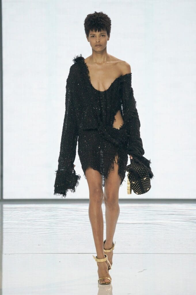 Balmain de Olivier Rousteing Primavera Verano 2022 por RUNWAY REVISTA