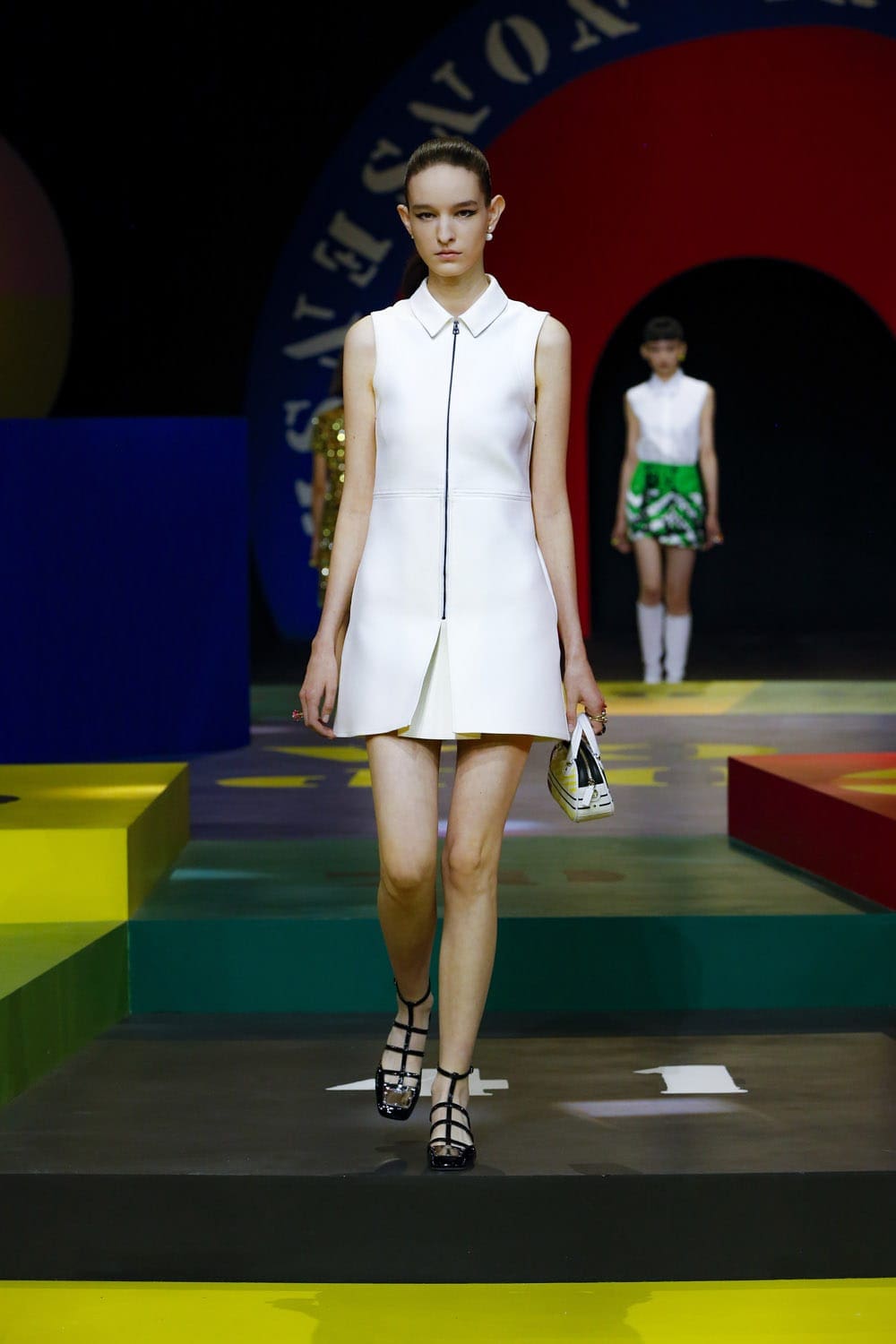 Dior Primavera Verano 2022 París por RUNWAY REVISTA