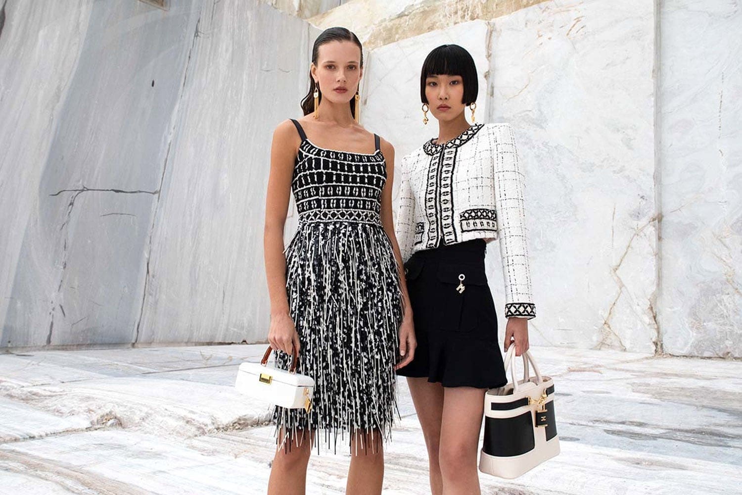Elisabetta Franchi Spring Summer 2022 Milão por RUNWAY MAGAZINE